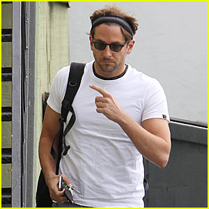 Bradley Cooper Shirtless Hangover