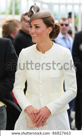 Catherine Duchess Of Cambridge Pictures