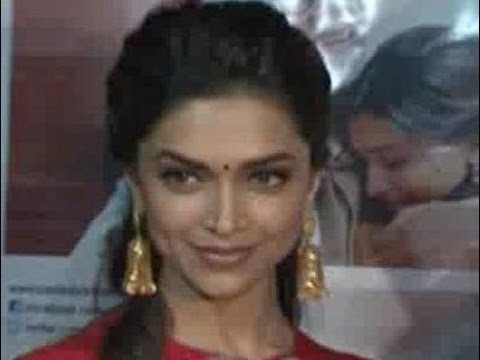 Deepika Padukone Hot Videos With Ranbir