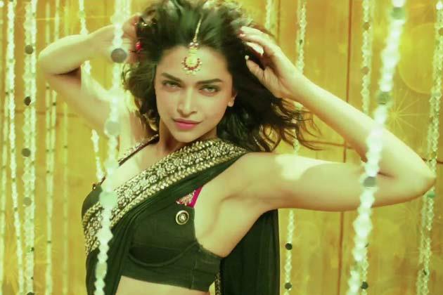 Deepika Padukone In Saree In Cocktail