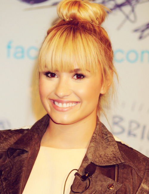 Demi Lovato 2012 Bangs