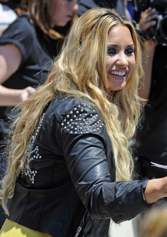 Demi Lovato 2012 Blonde Hair