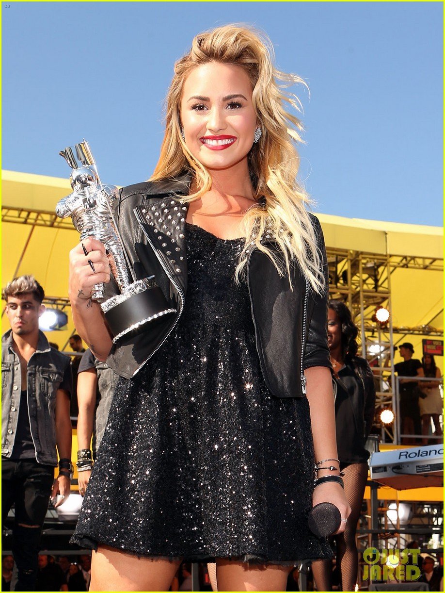 Demi Lovato 2012 Vma Performance