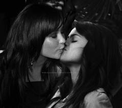 Demi Lovato And Selena Gomez Kissing