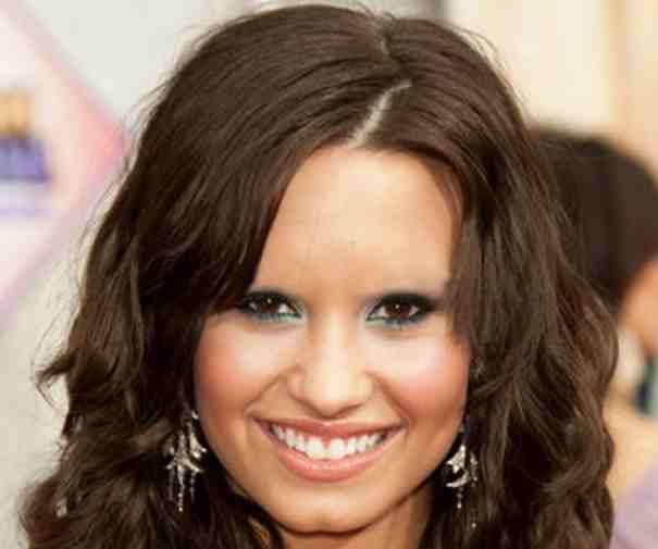 Demi Lovato Eyebrows
