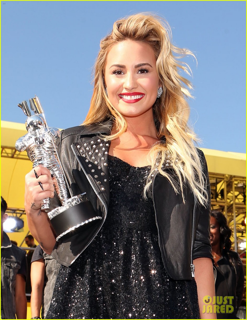 Demi Lovato Vma 2012 Video