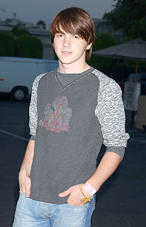 Drake Bell Car Accident Wallpapers