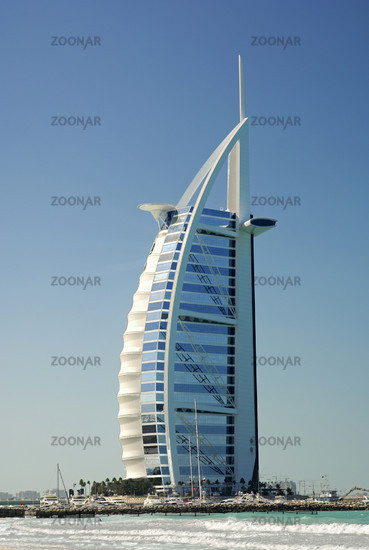 Dubai Hotel In Sea