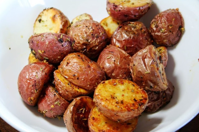 Herbed Potatoes And Onions