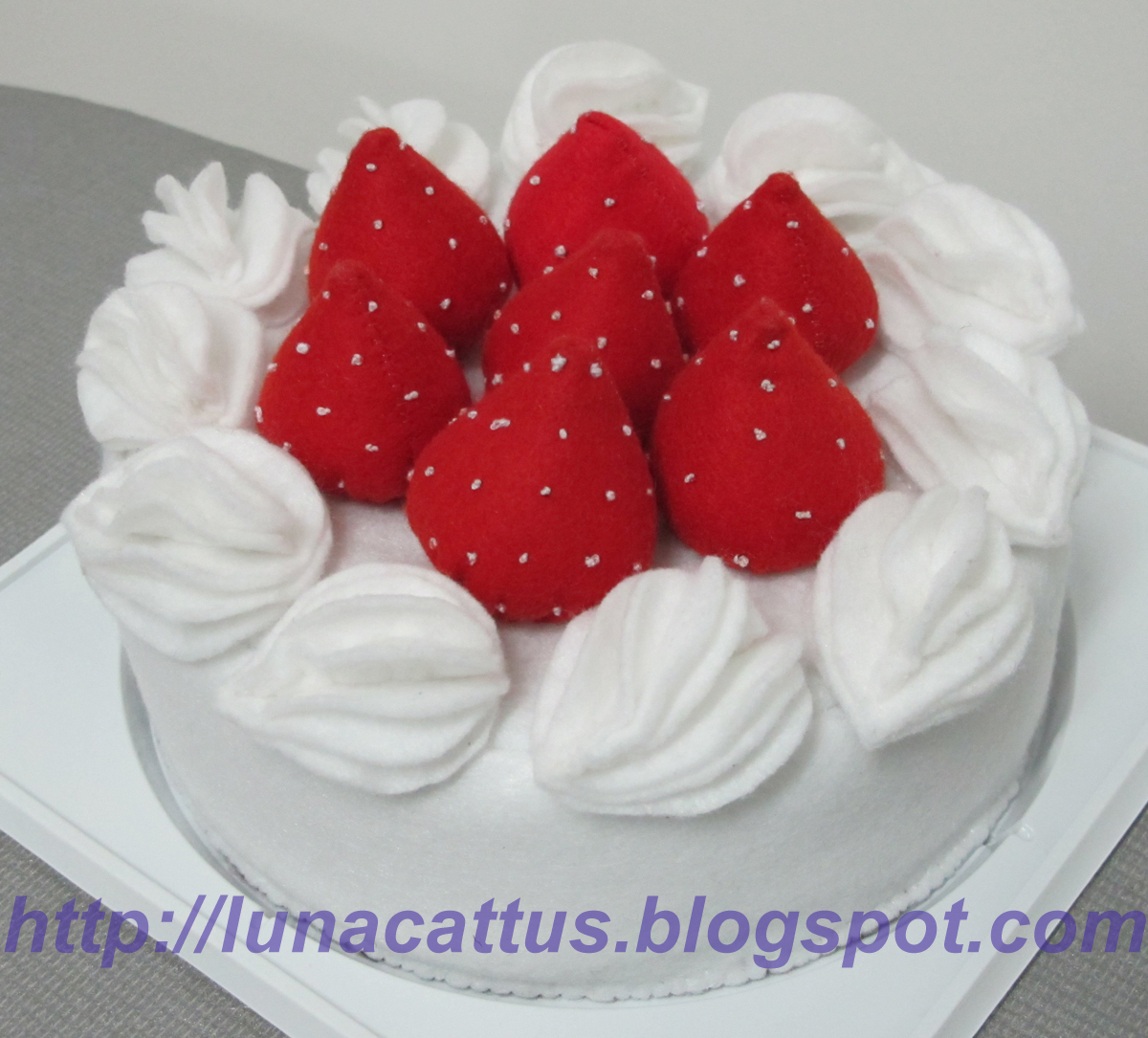 Strawberry Vanilla Cake