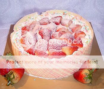 Strawberry Vanilla Cake