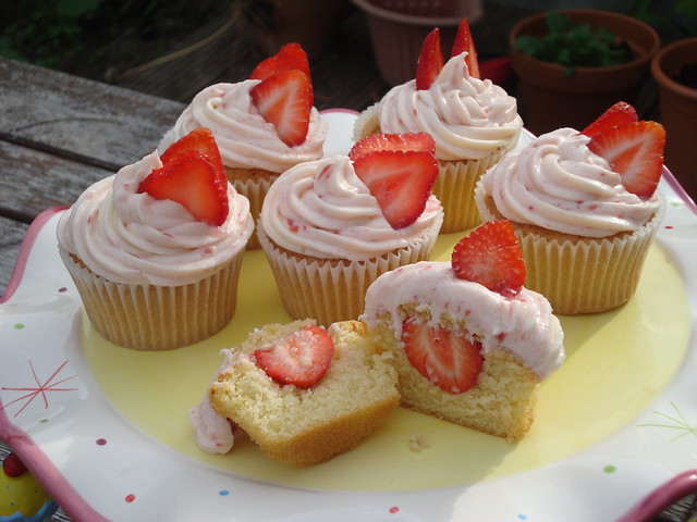 Strawberry Vanilla Cupcakes