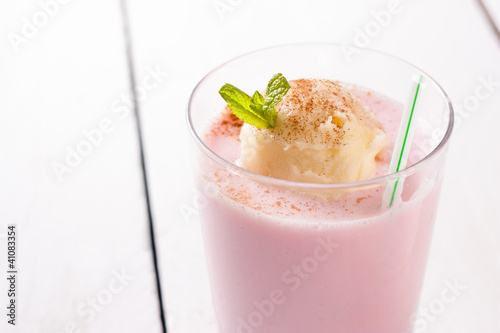 Strawberry Vanilla Ice Cream Shake