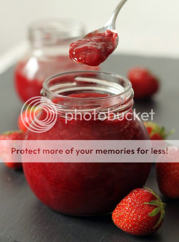 Strawberry Vanilla Jam No Pectin