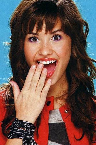 The Soup Demi Lovato Eyebrows