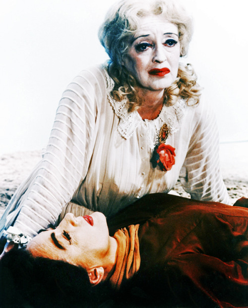 Whatever Happened To Baby Jane Joan Crawford